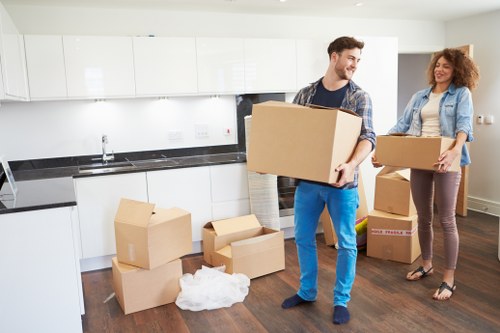 Local moving truck hire for flats and houses in Kentish Town